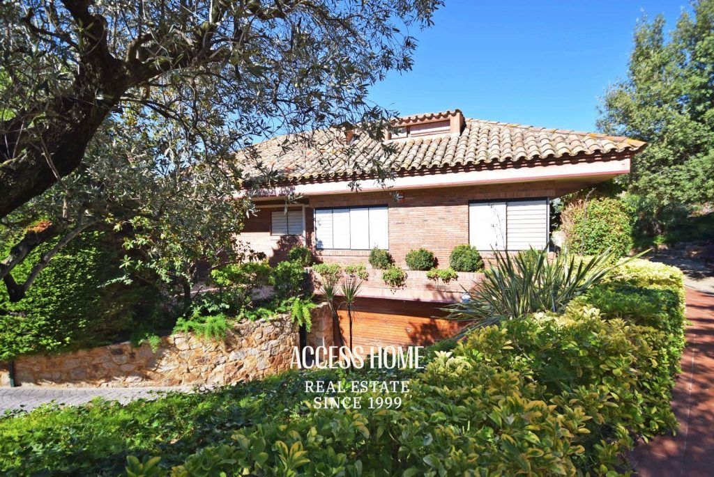 Exclusiva vivienda en  alquiler en Sant Vicenç de Montalt