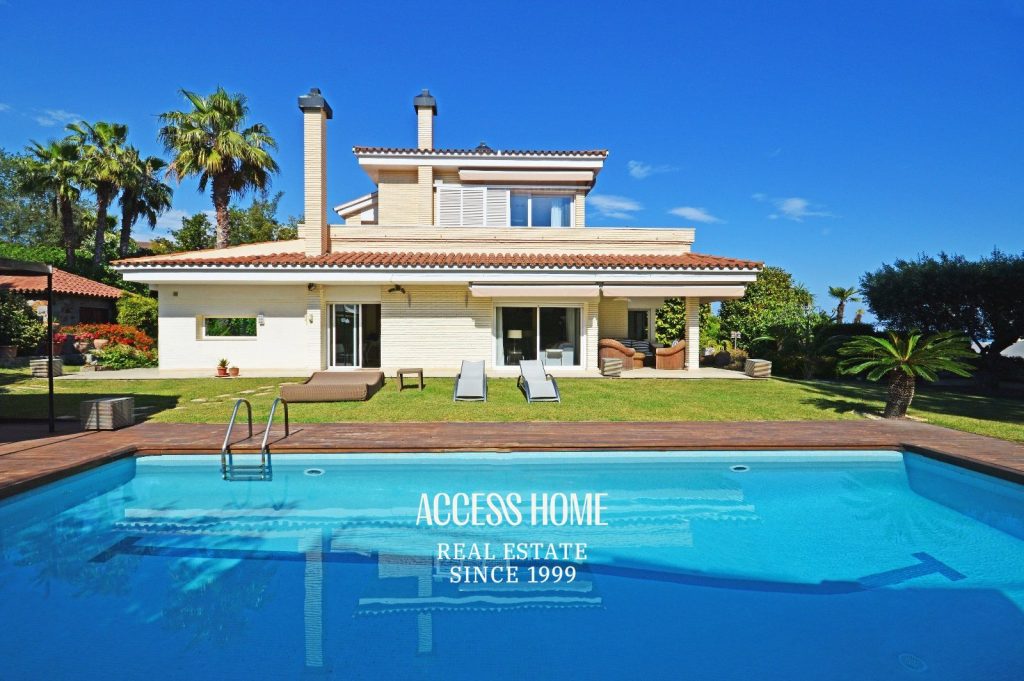 Casa con dos parcelas a la venta en Can Teixidó, Alella