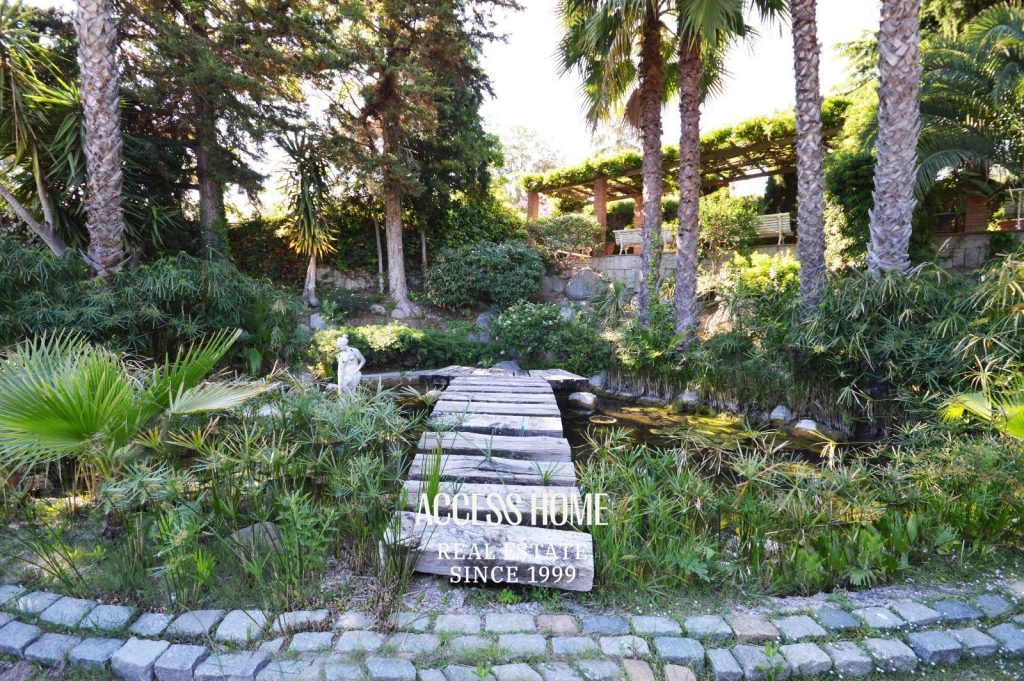 Casa con dos parcelas a la venta en Can Teixidó, Alella