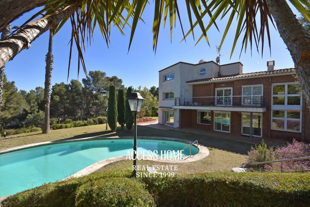 Exclusiva villa en Premià de Dalt, Costa del Maresme en venta