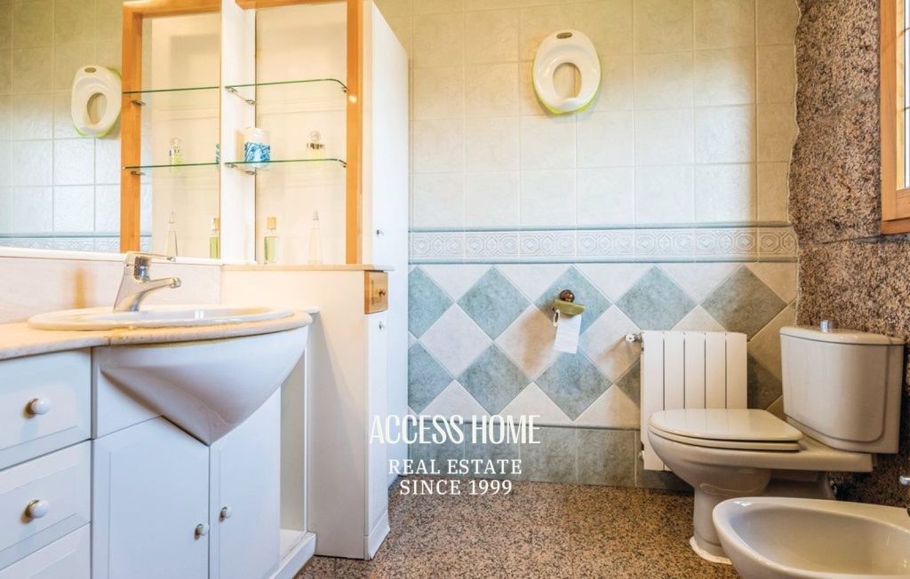 Excelente residencia de grandes dimensiones en Alella