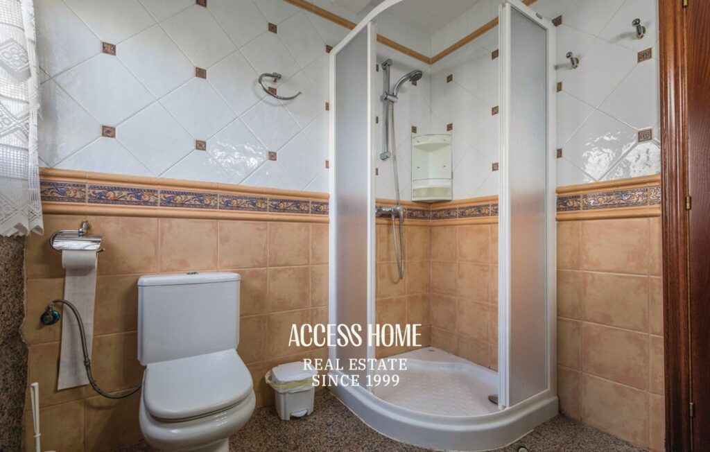 Excelente residencia de grandes dimensiones en Alella