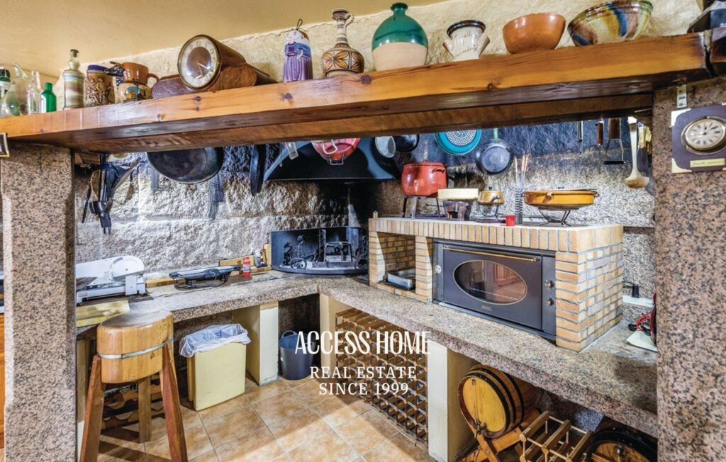 Excelente residencia de grandes dimensiones en Alella