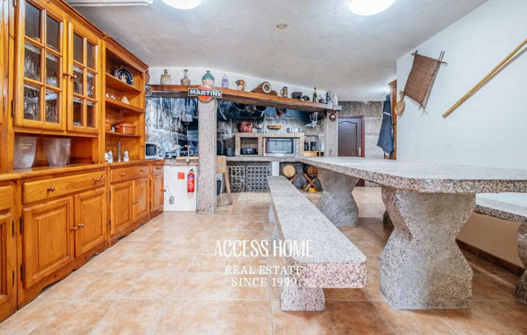 Excelente residencia de grandes dimensiones en Alella