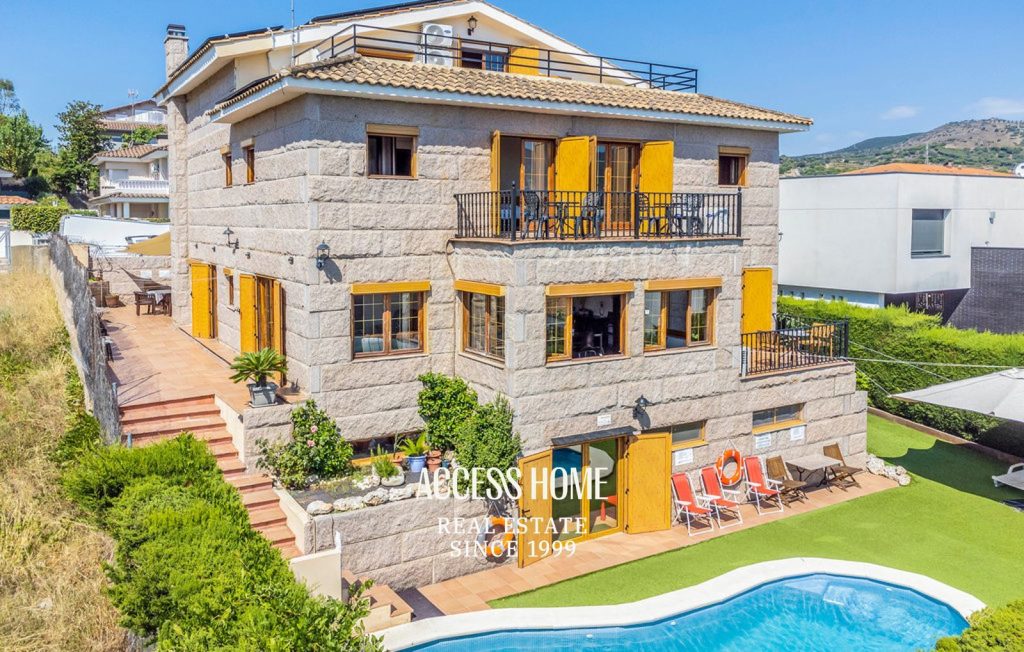 Excelente residencia de grandes dimensiones en Alella
