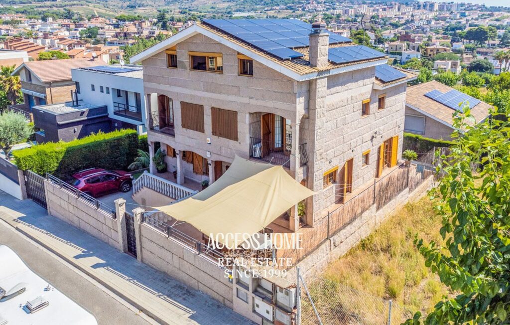Excelente residencia de grandes dimensiones en Alella