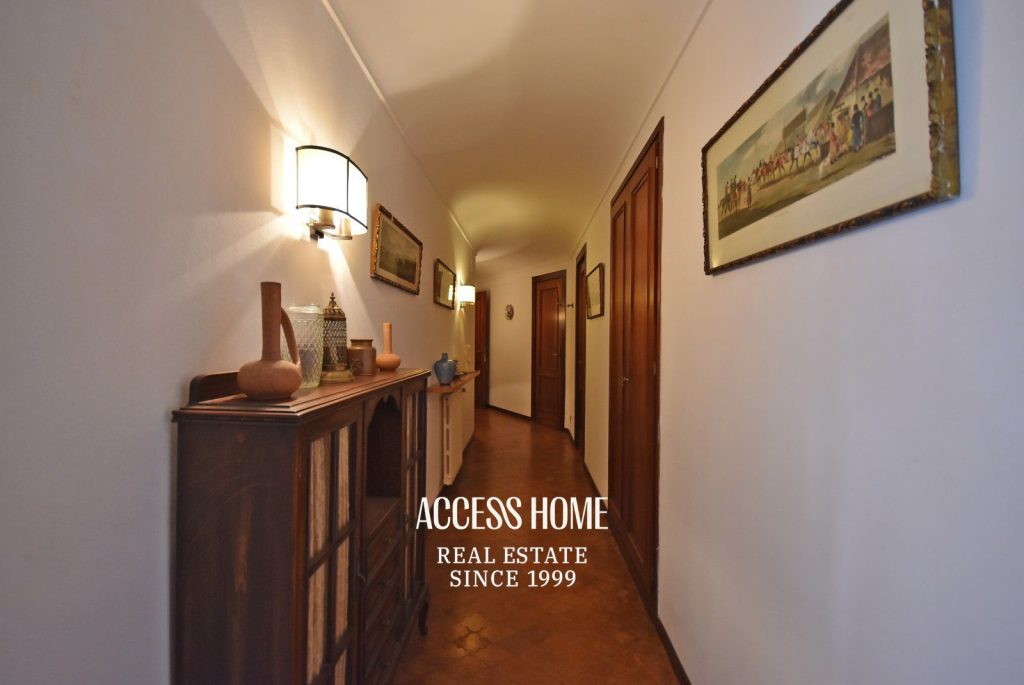 Casa con piscina y amplia parcela en Sant Vicenç de Montalt