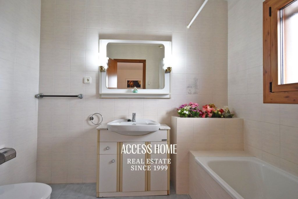 Casa con vistas al mar y piscina en venta en Arenys de Munt , 260 m² y parcela de 1.033 m²