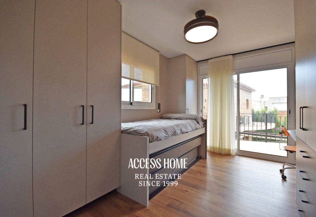 Amplia y luminosa casa reformada en Canet de Mar