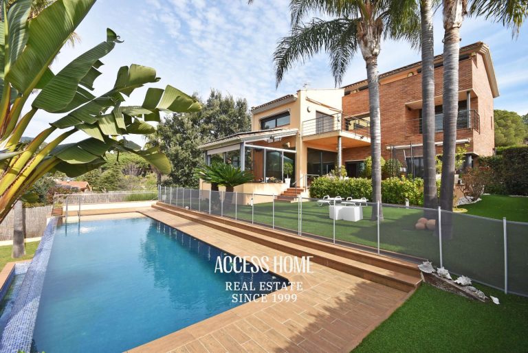 Exclusiva villa a la venta en Sant Vicenç de Montalt