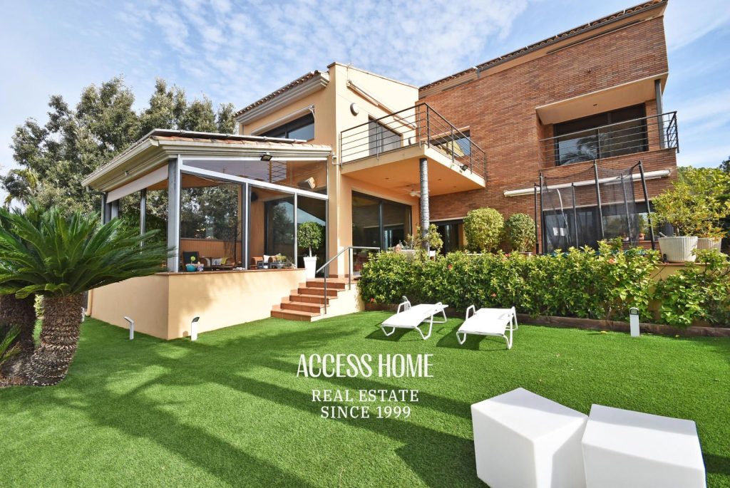 Exclusiva villa a la venta en Sant Vicenç de Montalt