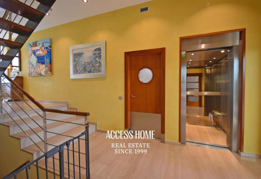 Exclusiva villa a la venta en Sant Vicenç de Montalt