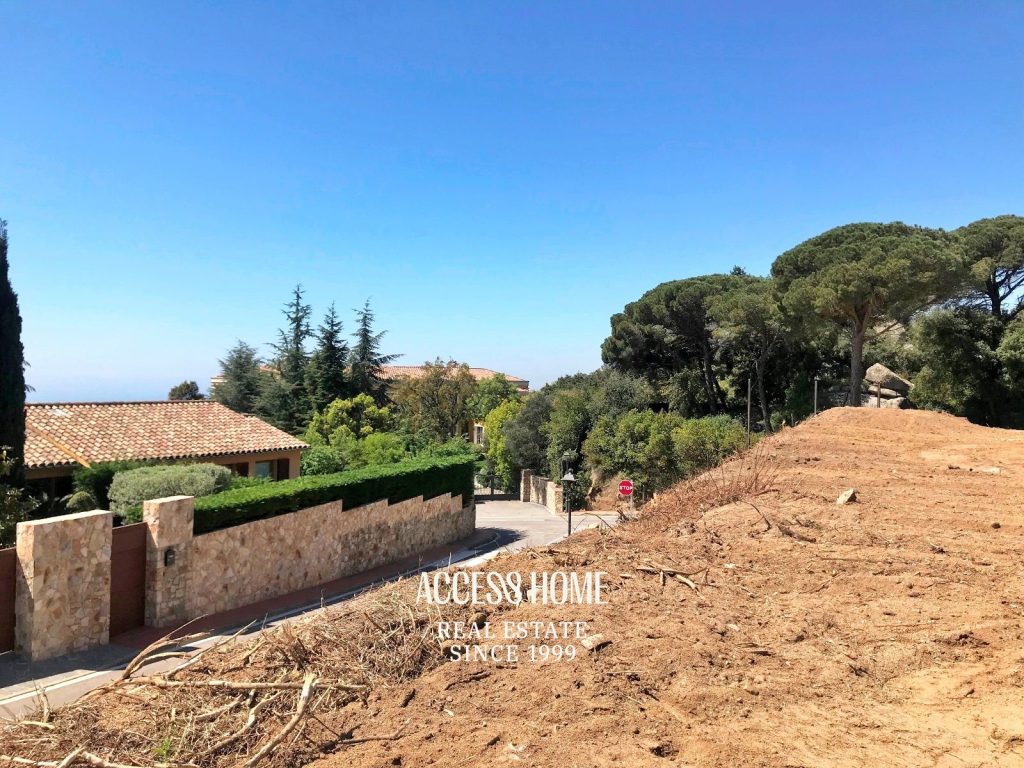 Parcela RESIDENCIAL a la venta en urbanización esta zona