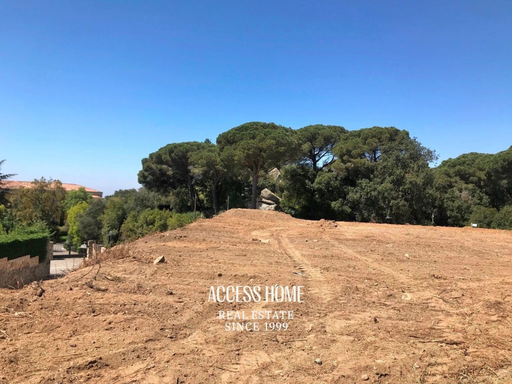 Parcela RESIDENCIAL a la venta en urbanización esta zona