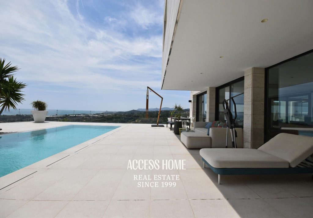 Exclusiva casa con vistas panorámicas a mar en Sant Vicenç de Montalt