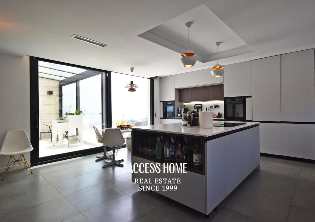Exclusiva casa con vistas panorámicas a mar en Sant Vicenç de Montalt