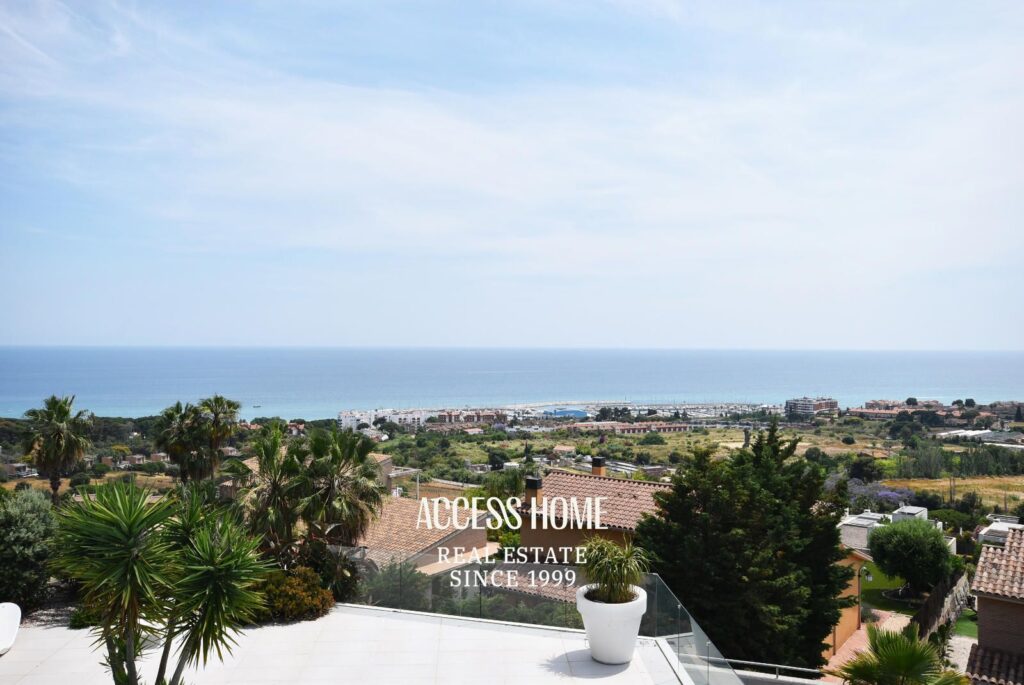 Exclusiva casa con vistas panorámicas a mar en Sant Vicenç de Montalt
