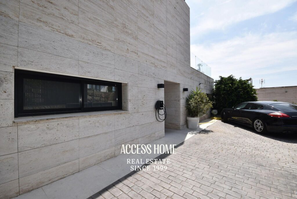 Exclusiva casa con vistas panorámicas a mar en Sant Vicenç de Montalt