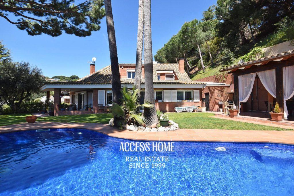 Villa con piscina en Sant Vicenç de Montalt