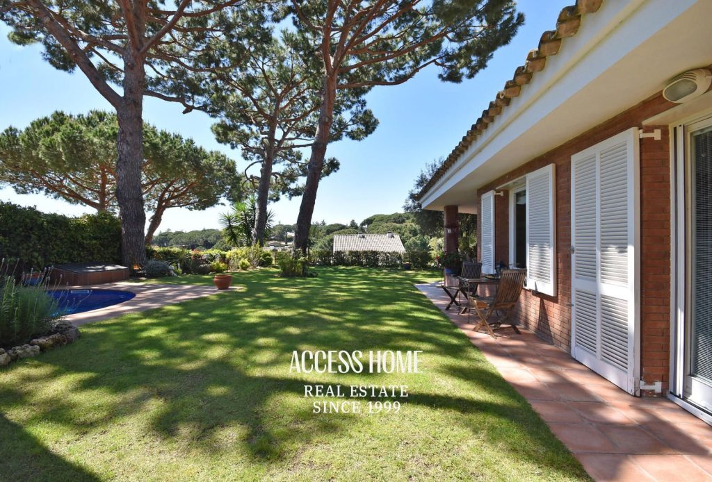 Villa con piscina en Sant Vicenç de Montalt