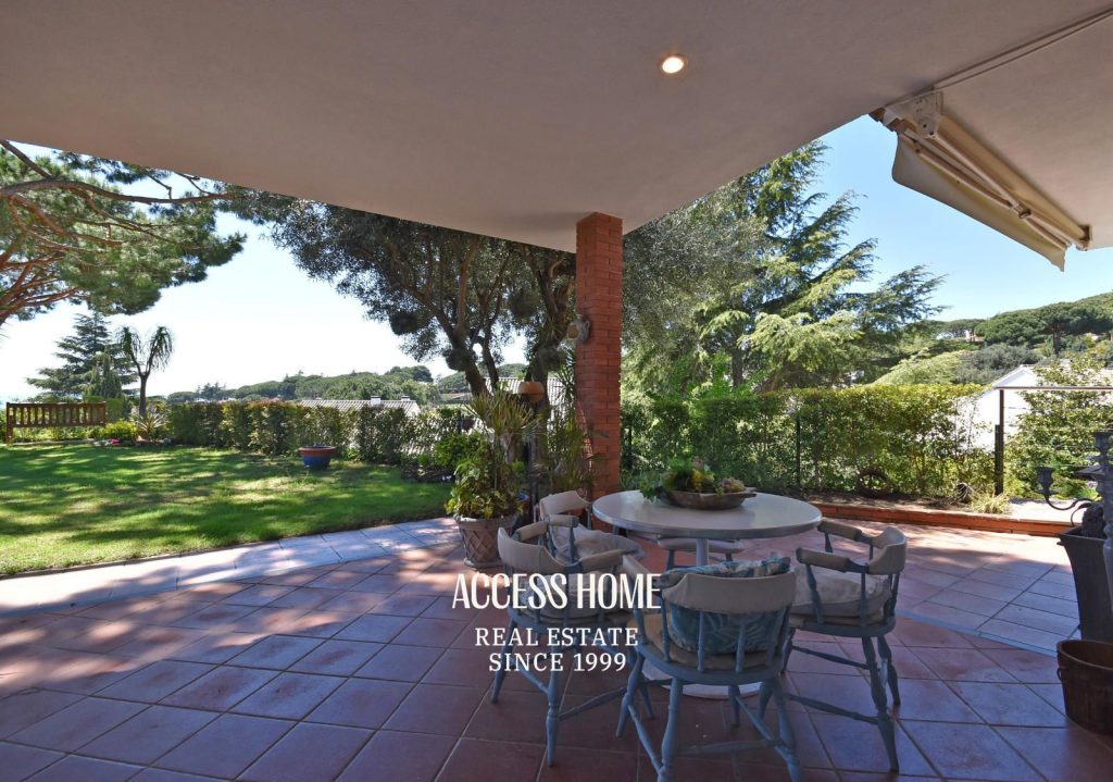 Villa con piscina en Sant Vicenç de Montalt