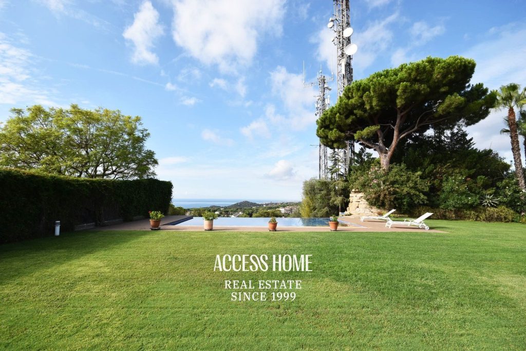 Villa en Rocaferrera con amplia parcela