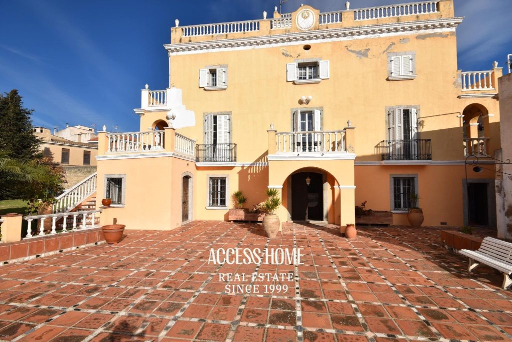 Casa señorial restaurada en el centro de Teià