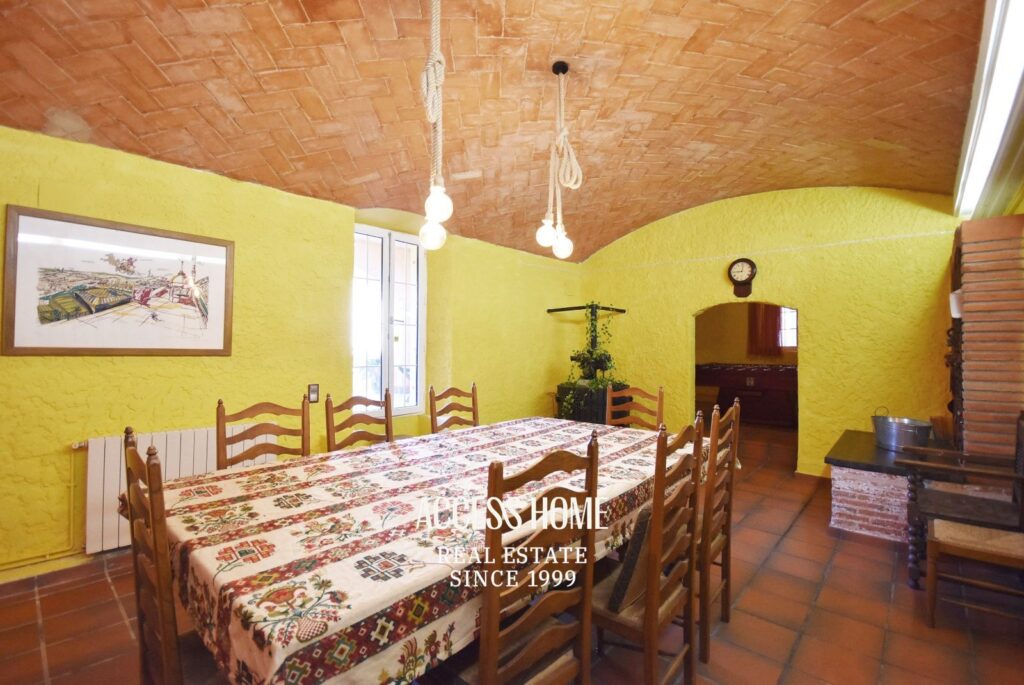 Casa señorial restaurada en el centro de Teià