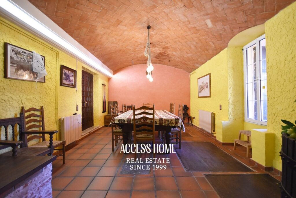 Casa señorial restaurada en el centro de Teià
