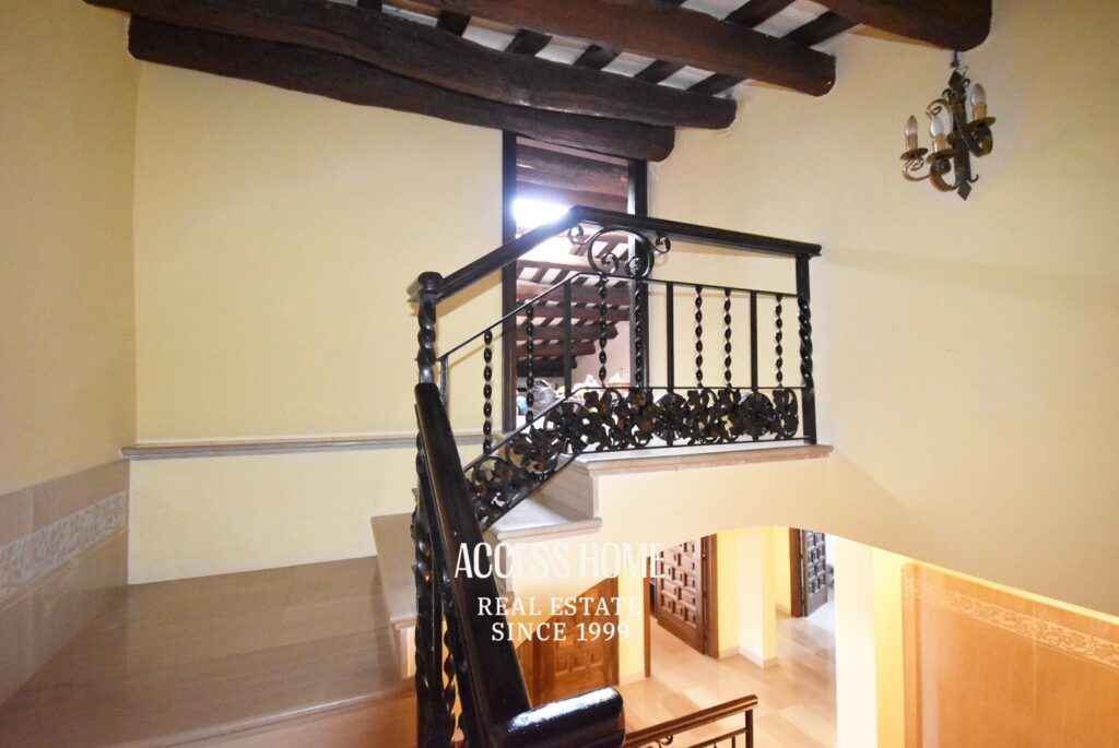 Casa señorial restaurada en el centro de Teià