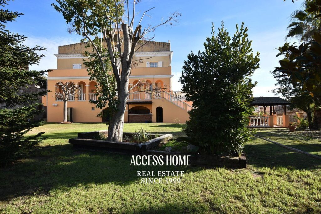 Casa señorial restaurada en el centro de Teià