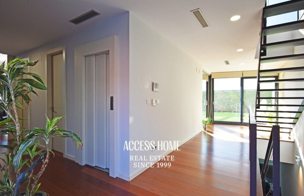 Magnifica casa en venta en Premia de Dalt