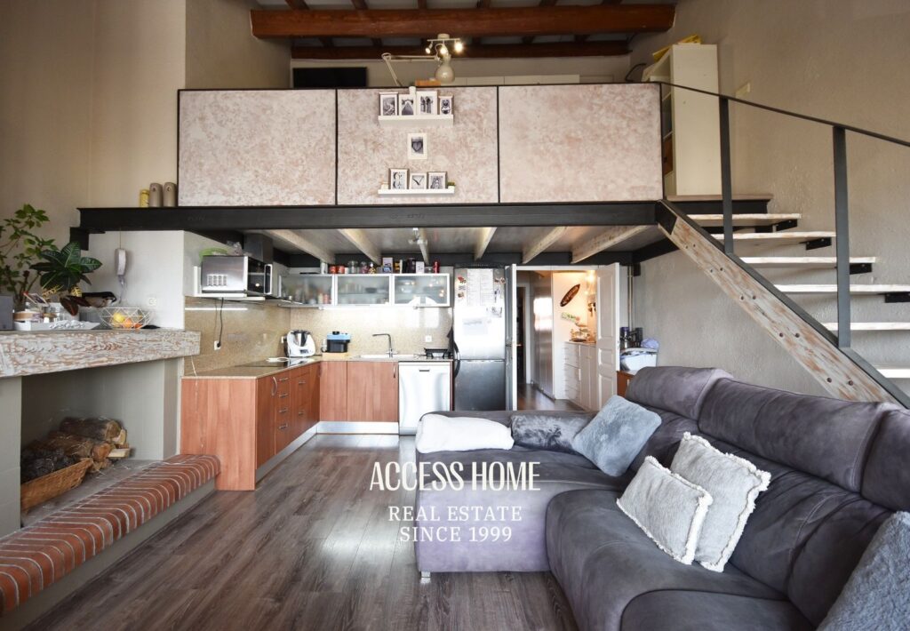 Casa de estilo modernista frente al mar en El Masnou