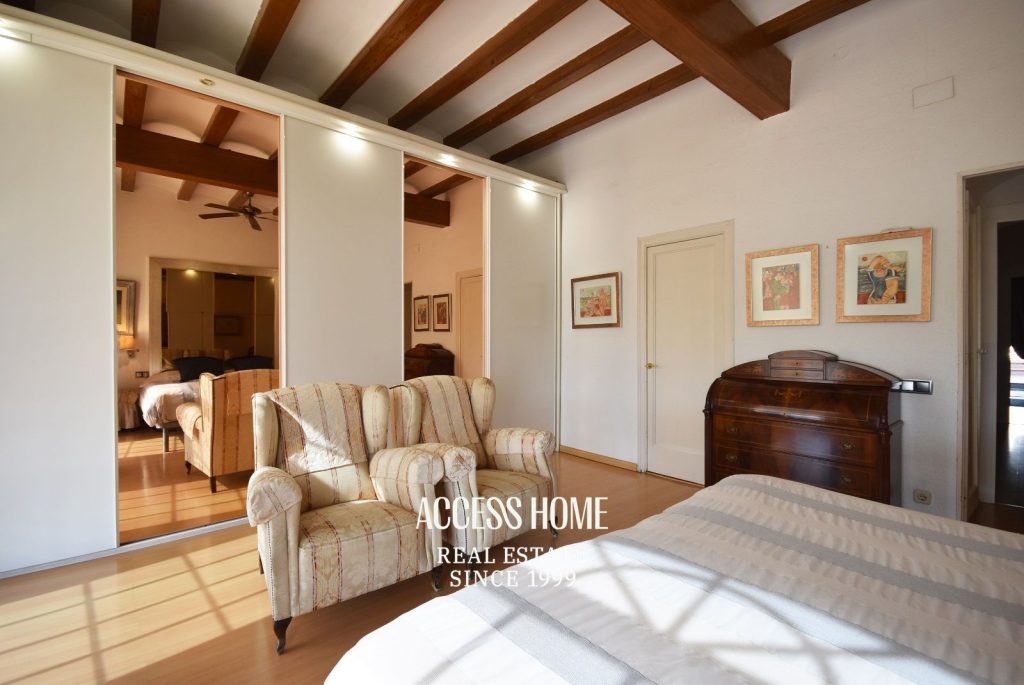 Casa de estilo modernista frente al mar en El Masnou
