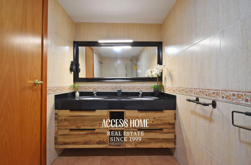 Casa a la venta en Canet de Mar