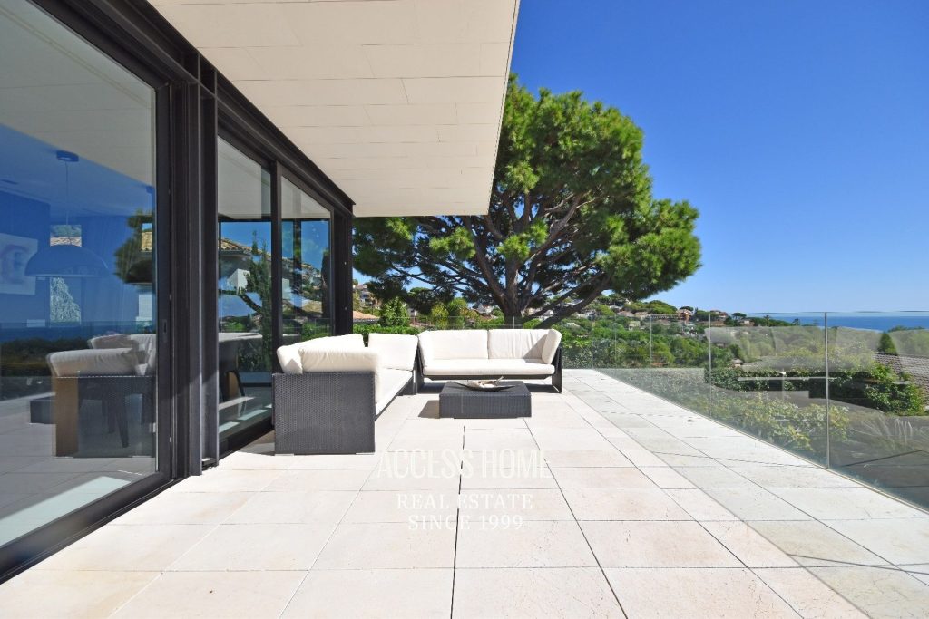 Casa de diseño en venta en urbanización Sant Berger Teià