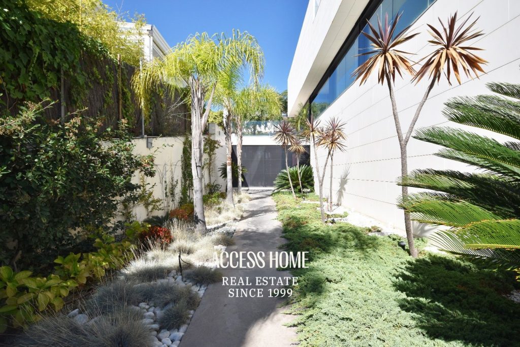 Casa de diseño en venta en urbanización Sant Berger Teià