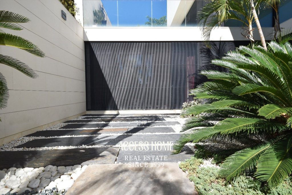 Casa de diseño en venta en urbanización Sant Berger Teià