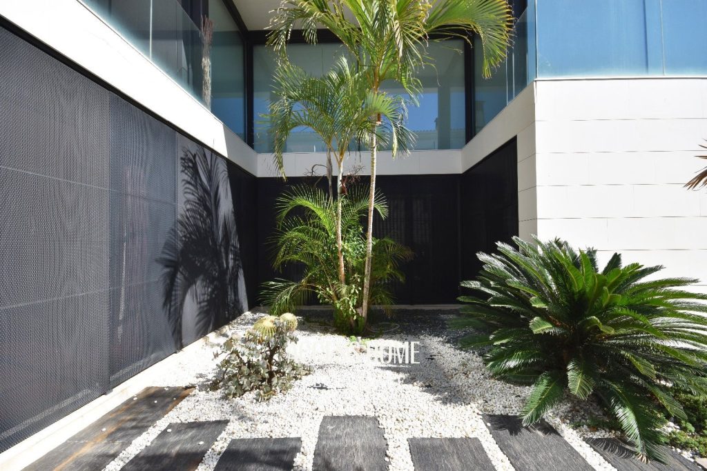Casa de diseño en venta en urbanización Sant Berger Teià