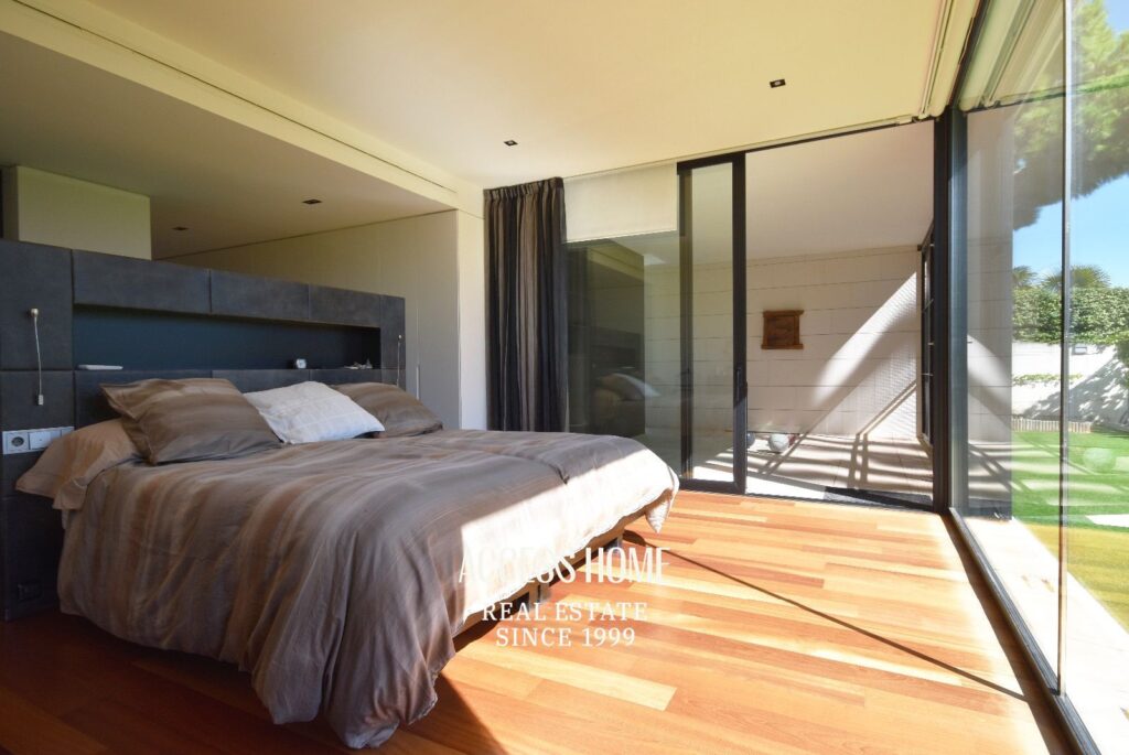 Casa de diseño en venta en urbanización Sant Berger Teià