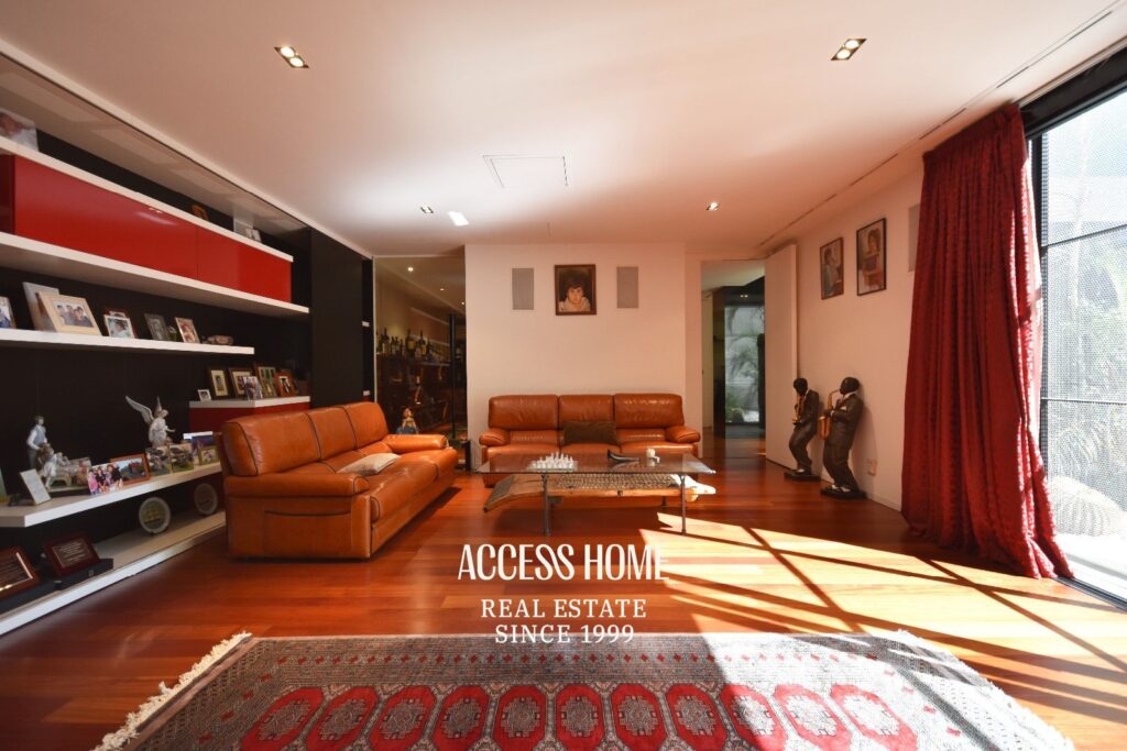 Casa de diseño en venta en urbanización Sant Berger Teià