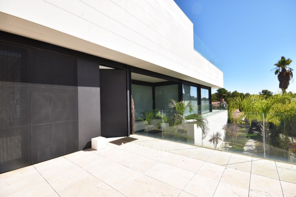 Casa de diseño en venta en urbanización Sant Berger Teià