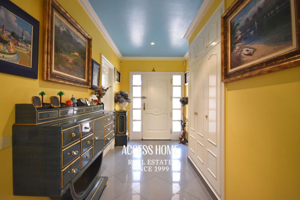 Casa unifamiliar con vistas a mar y piscina privada en Premià de Dalt