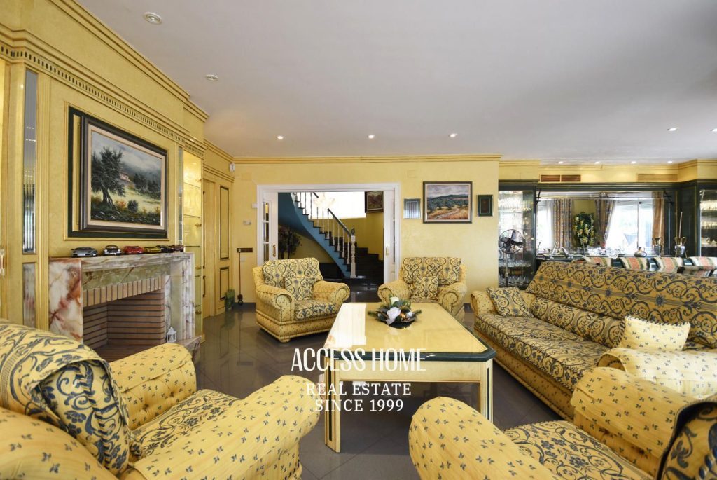 Casa unifamiliar con vistas a mar y piscina privada en Premià de Dalt