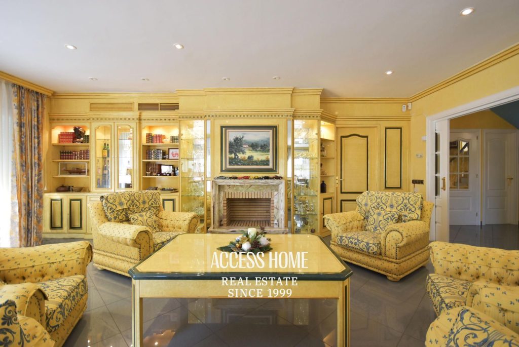 Casa unifamiliar con vistas a mar y piscina privada en Premià de Dalt