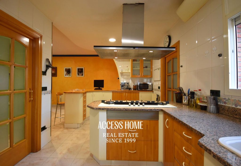 Casa con piscina privada cerca del centro de Premià de Mar