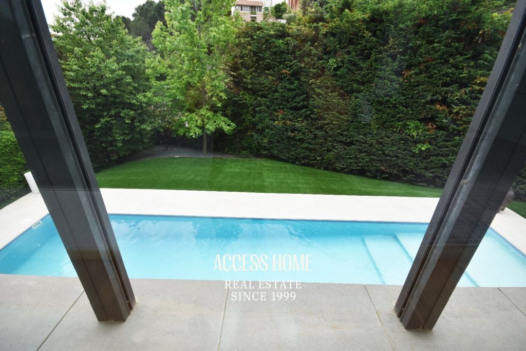 Magnifica casa de diseño en venta en Alella