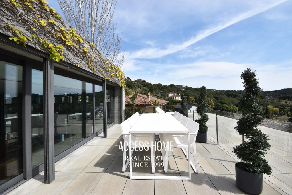 Magnifica casa de diseño en venta en Alella