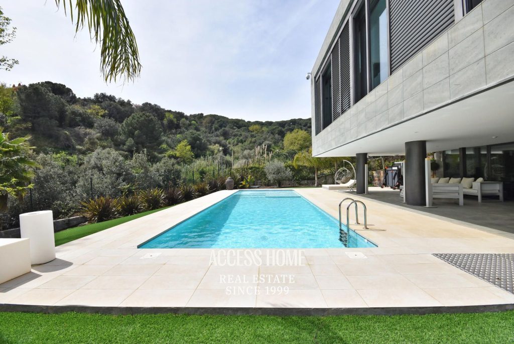 Magnifica casa de diseño en venta en Alella