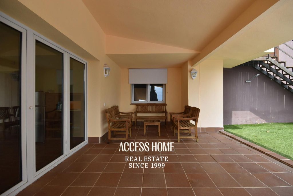 Exclusivo chalet independiente con vistas panorámicas a mar en Mas Ram, Badalona
